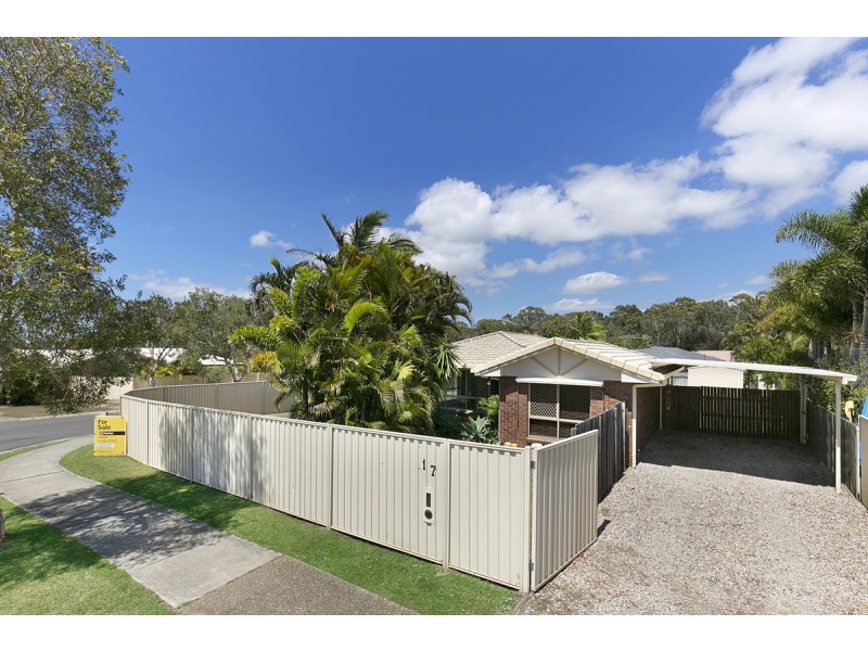 17 Poinciana Avenue, Victoria Point QLD 4165