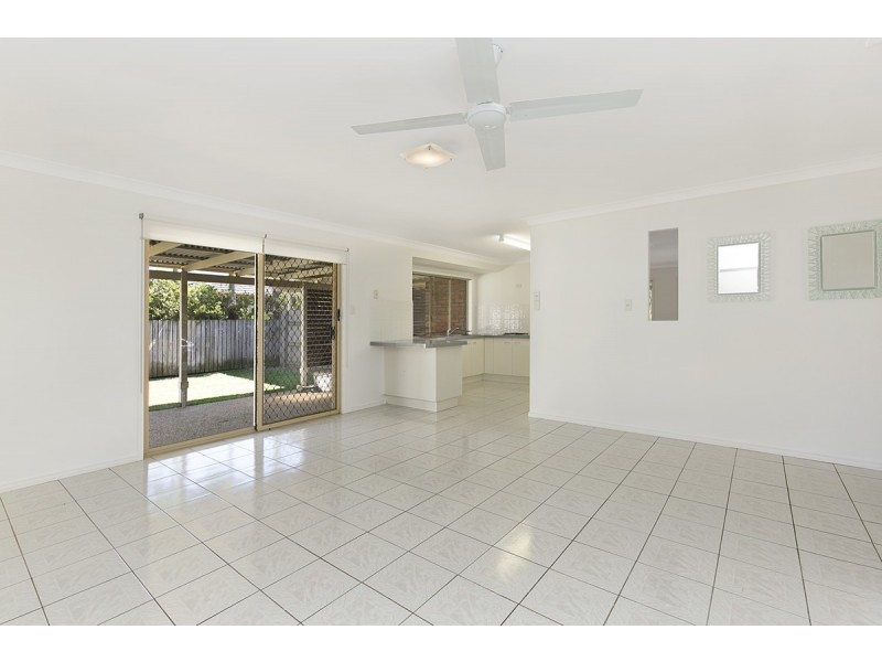 17 Poinciana Avenue, Victoria Point QLD 4165