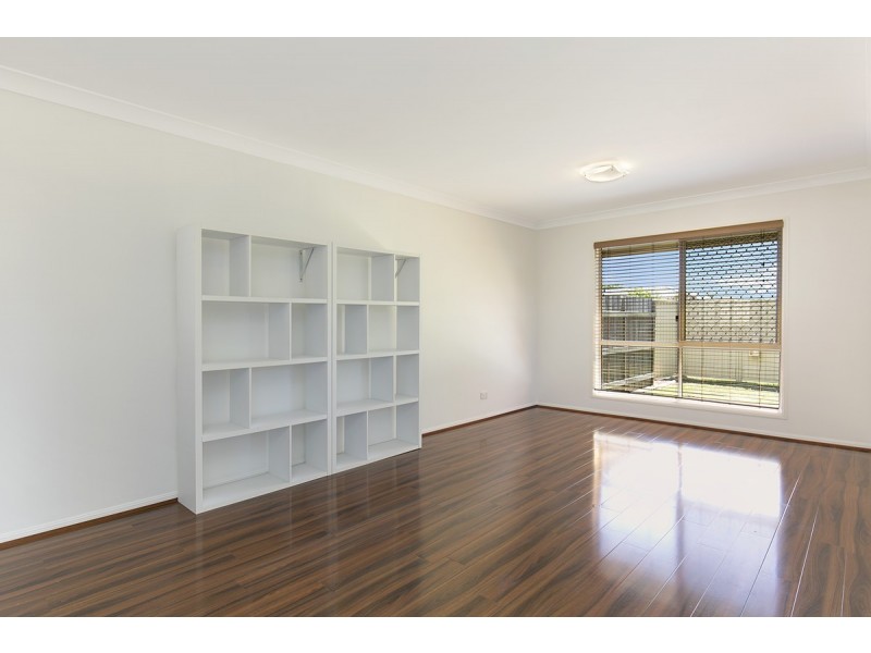 17 Poinciana Avenue, Victoria Point QLD 4165