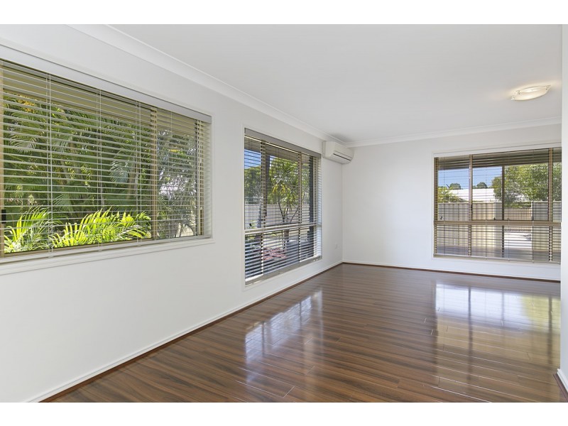 17 Poinciana Avenue, Victoria Point QLD 4165