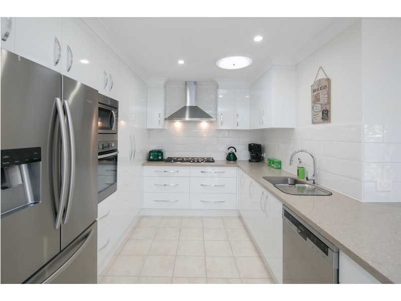 3 Lyn Court, Victoria Point QLD 4165