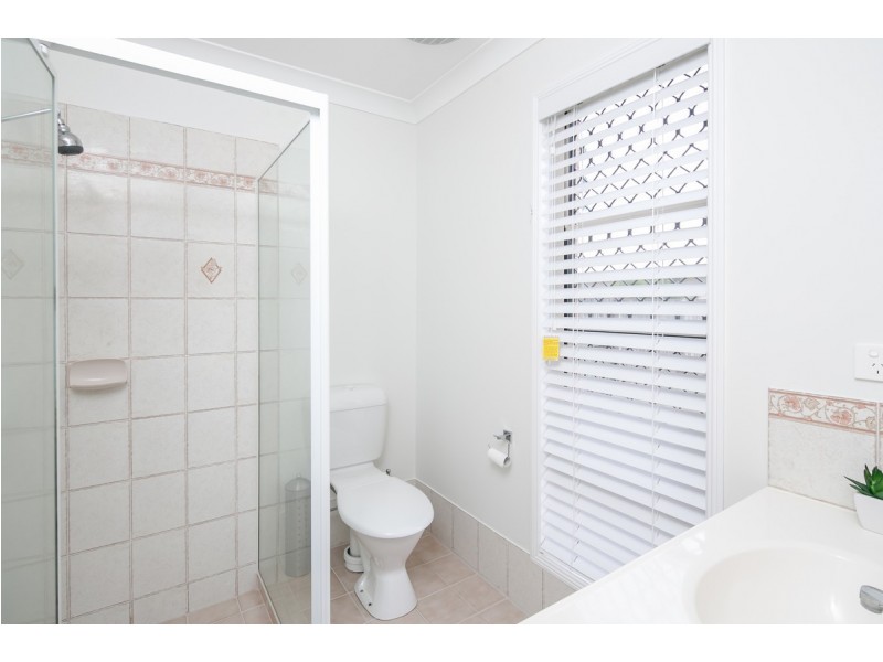 3 Lyn Court, Victoria Point QLD 4165