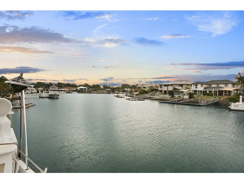 3 Esperance Court, Raby Bay QLD 4163