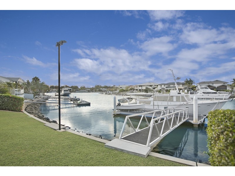 3 Esperance Court, Raby Bay QLD 4163