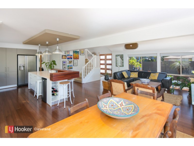 6 Cronin Drive, Wellington Point QLD 4160