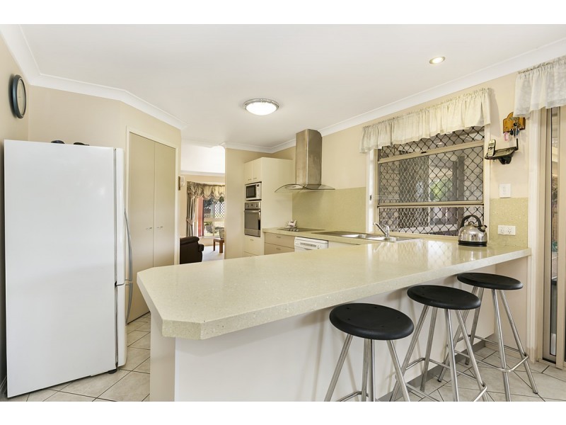 15 Swallow Street, Thornlands QLD 4164