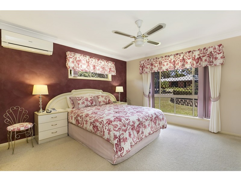 15 Swallow Street, Thornlands QLD 4164