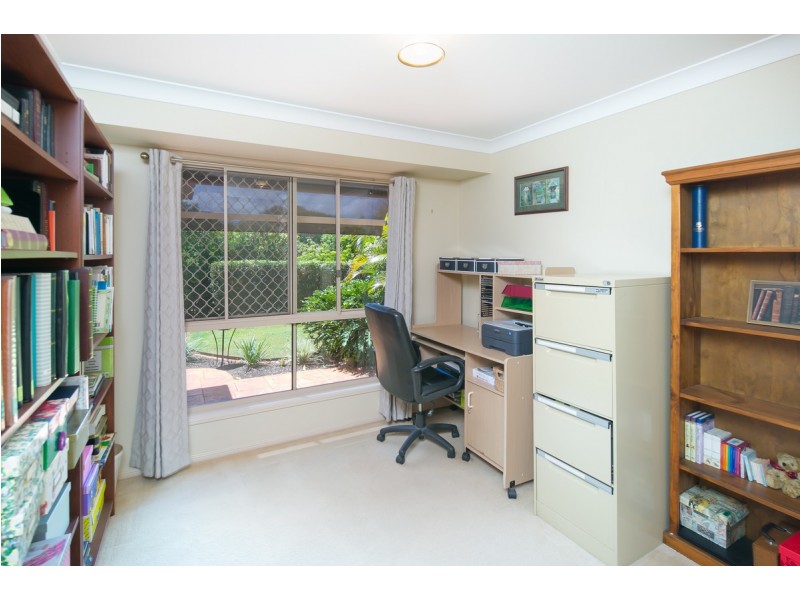 9 Tranquillity Court, Victoria Point QLD 4165