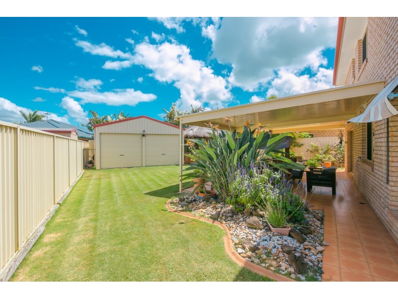 6 Vicki Place, Victoria Point QLD 4165
