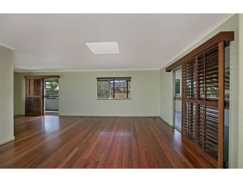 24 Agnes Street, Birkdale QLD 4159