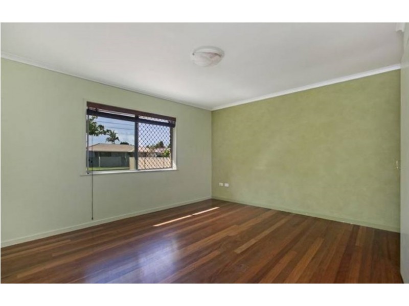 24 Agnes Street, Birkdale QLD 4159