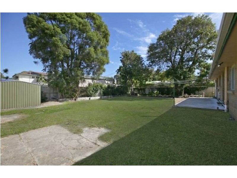 24 Agnes Street, Birkdale QLD 4159