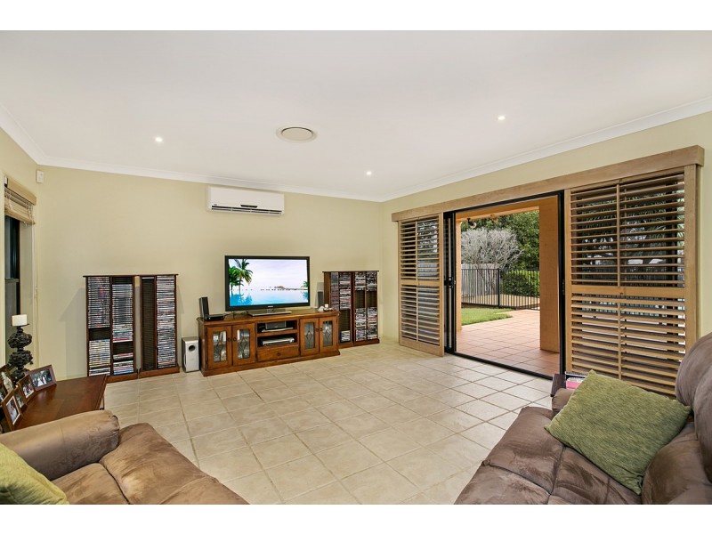 19 Bellevista Crescent, Wellington Point QLD 4160