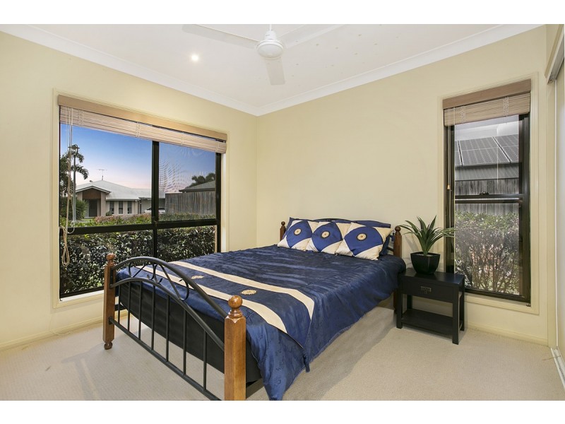 19 Bellevista Crescent, Wellington Point QLD 4160