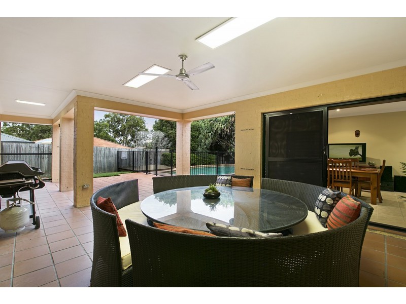 19 Bellevista Crescent, Wellington Point QLD 4160