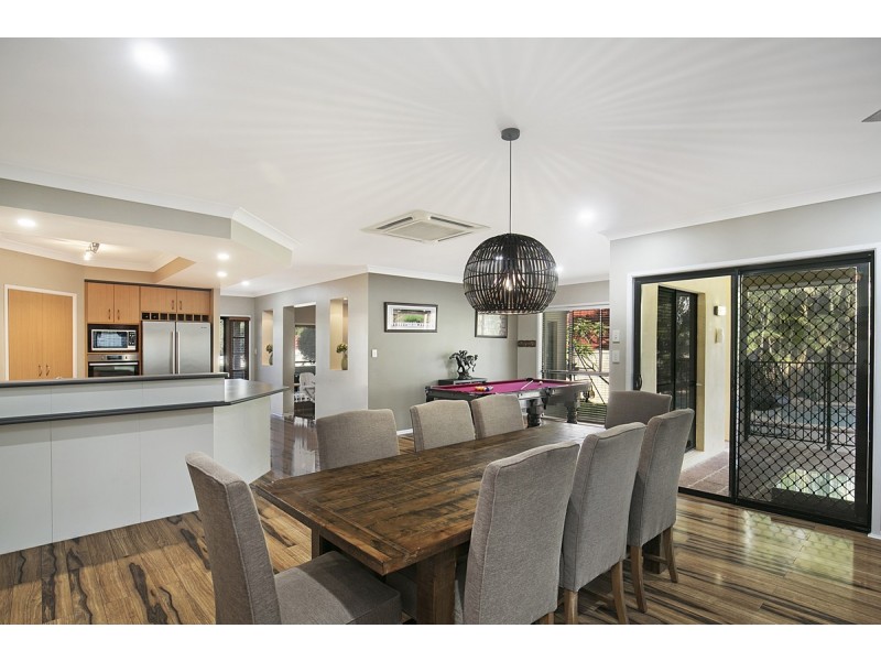 12 Attenborough Circuit, Redland Bay QLD 4165
