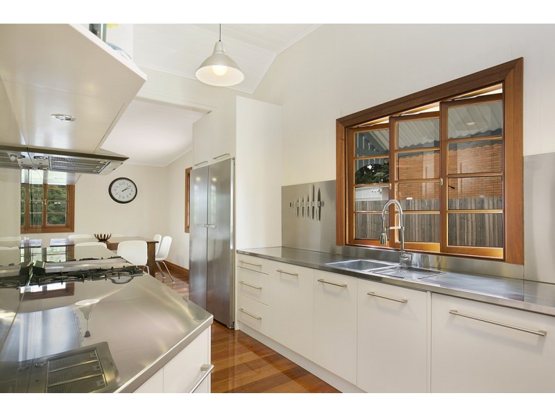 106 Passage Street, Cleveland QLD 4163