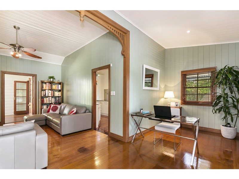 106 Passage Street, Cleveland QLD 4163