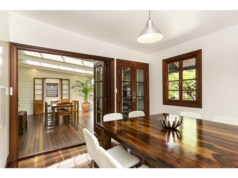 106 Passage Street, Cleveland QLD 4163