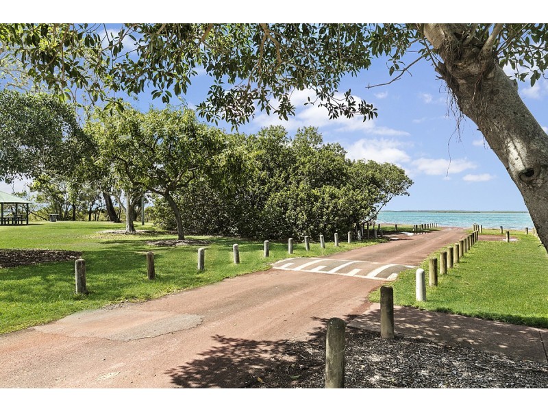 106 Passage Street, Cleveland QLD 4163