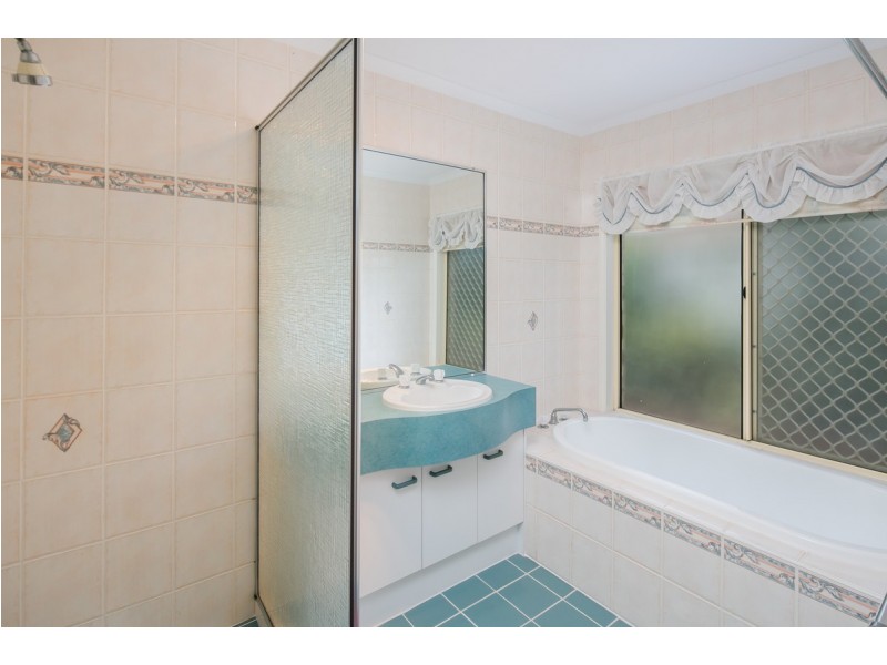 3 Lomond Place, Victoria Point QLD 4165