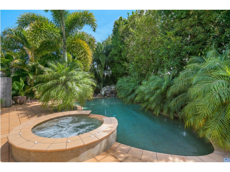 3 Lomond Place, Victoria Point QLD 4165