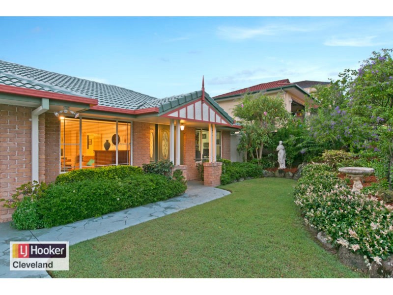 4 Angelico Place, Mackenzie QLD 4156