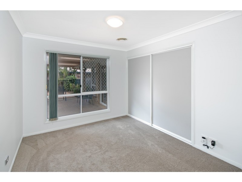 9 Beachside Court, Victoria Point QLD 4165