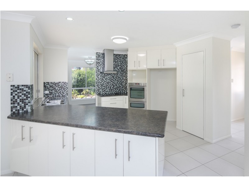 15 Kurrewa Court, Victoria Point QLD 4165