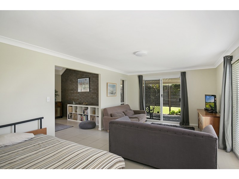 58 Fullerton Street, Birkdale QLD 4159