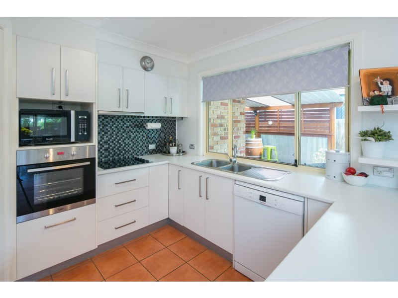 23 Kerder Street, Thornlands QLD 4164