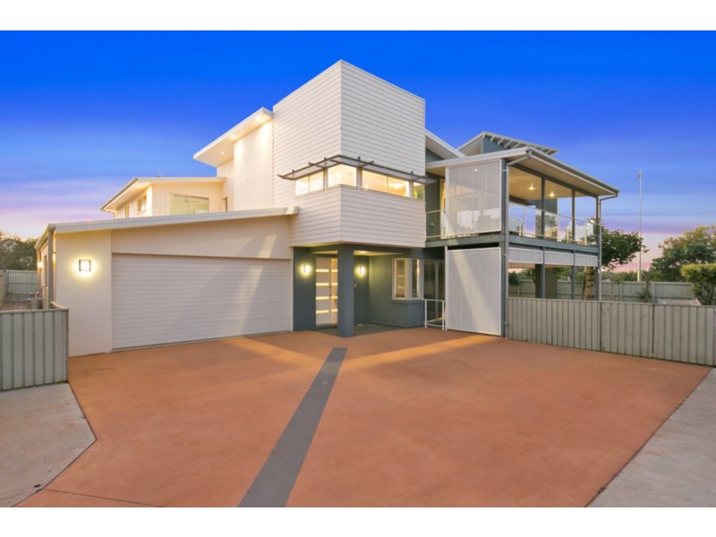 107 Habitat Drive, Redland Bay QLD 4165