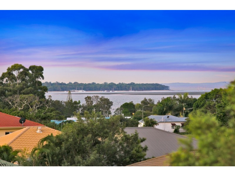 107 Habitat Drive, Redland Bay QLD 4165