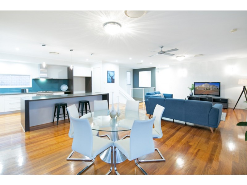 107 Habitat Drive, Redland Bay QLD 4165