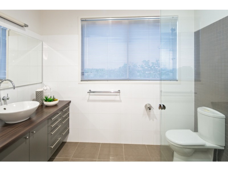 107 Habitat Drive, Redland Bay QLD 4165