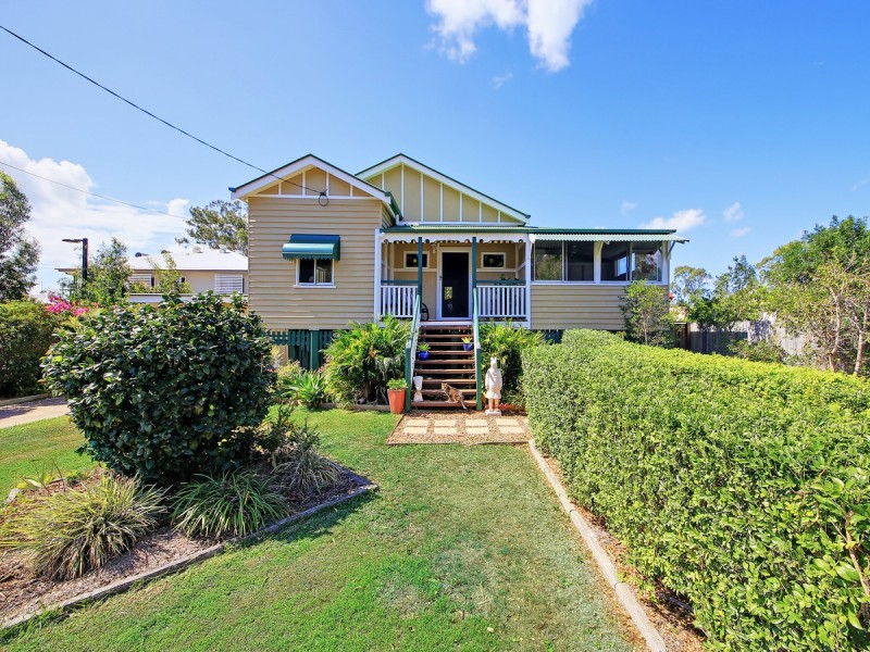 132 Main Street, Redland Bay QLD 4165