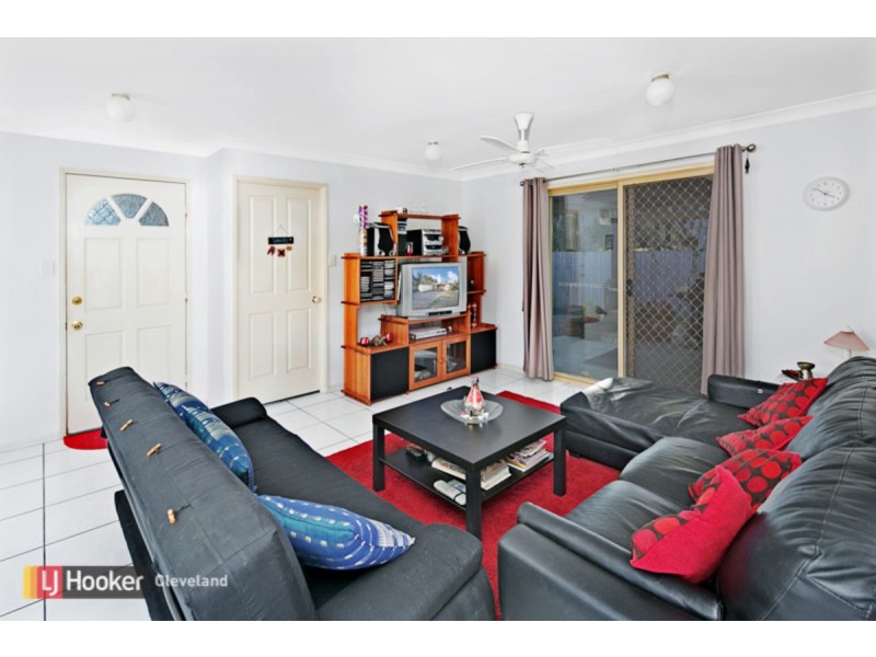2 Buggy Place, Redland Bay QLD 4165