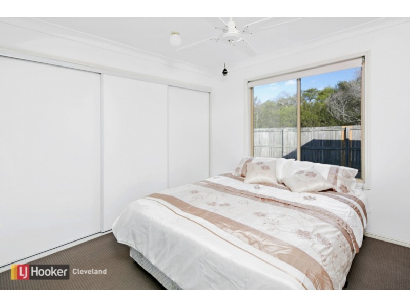 2 Buggy Place, Redland Bay QLD 4165