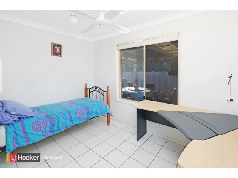 2 Buggy Place, Redland Bay QLD 4165