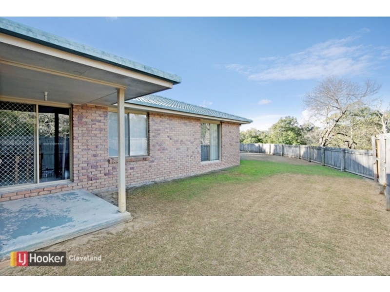 2 Buggy Place, Redland Bay QLD 4165