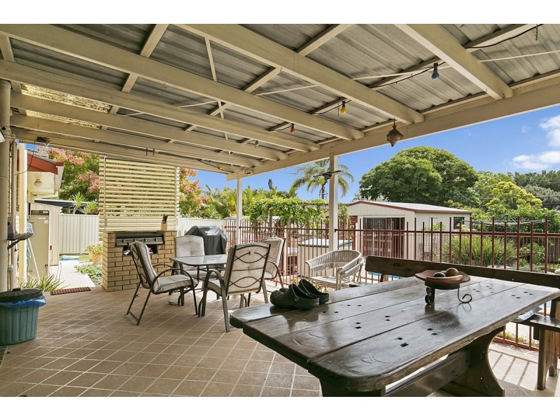 20 Fullerton Street, Birkdale QLD 4159