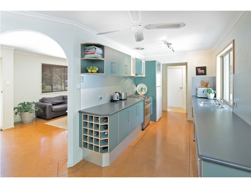 16 Bay Breeze Avenue, Thornlands QLD 4164