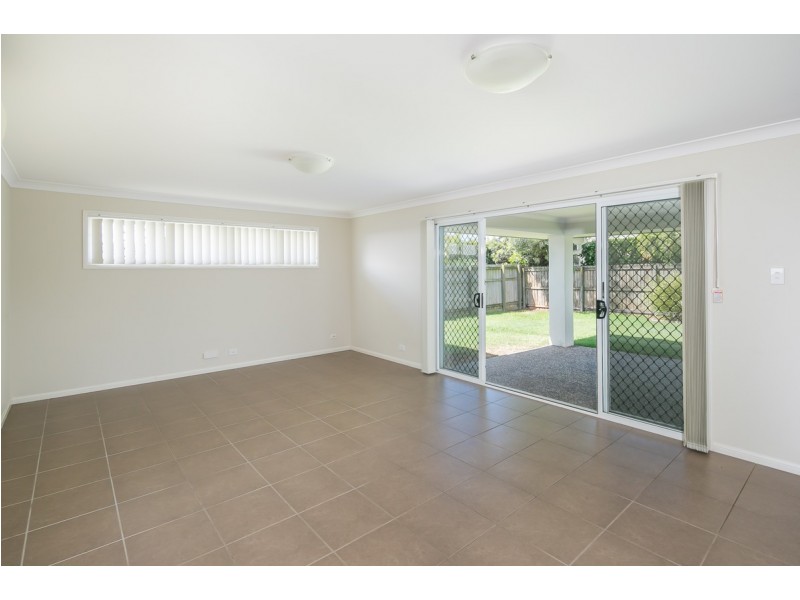22 Torello Crescent, Victoria Point QLD 4165