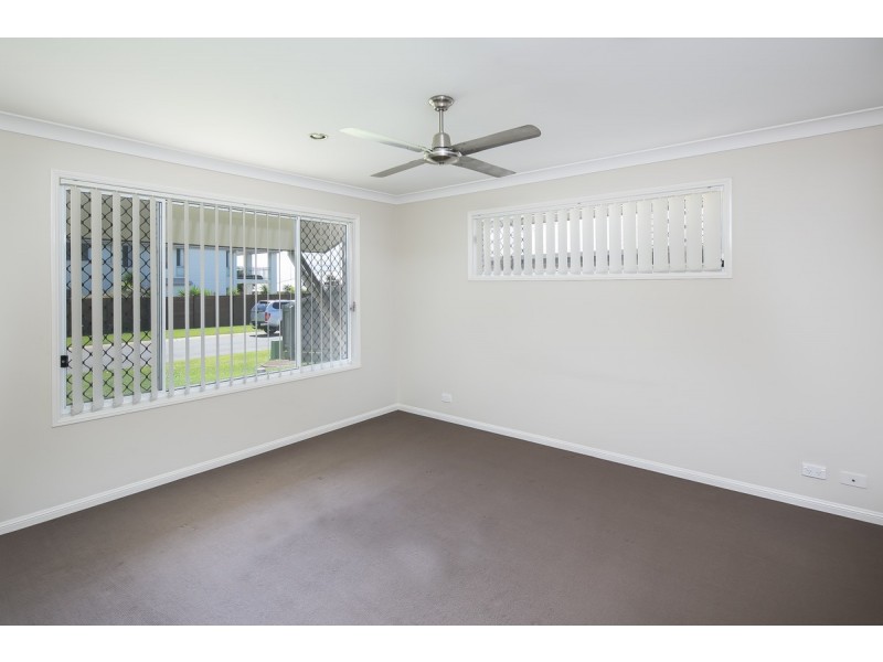 22 Torello Crescent, Victoria Point QLD 4165