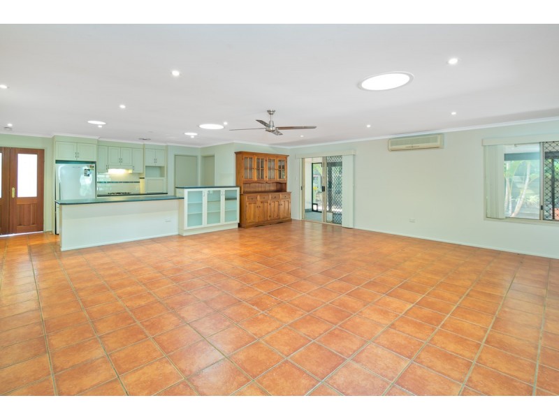 66 Sunshine Drive, Cleveland QLD 4163