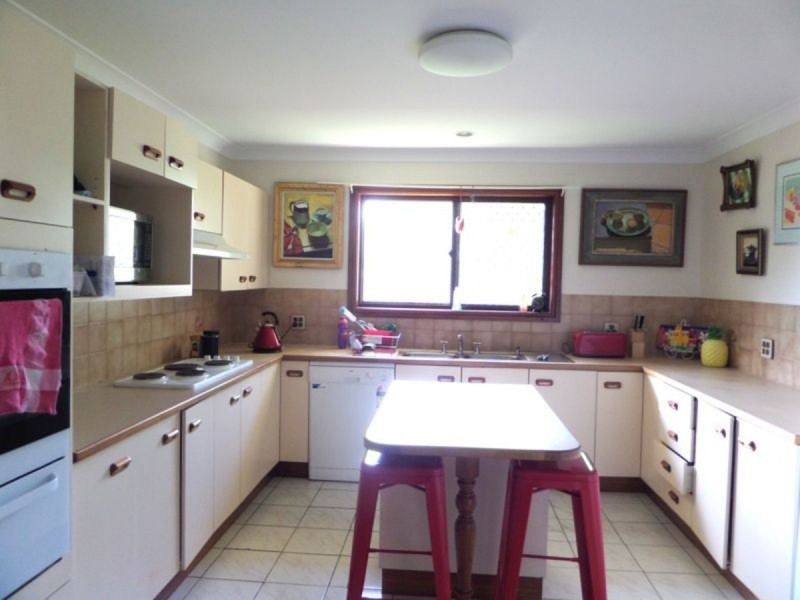 13 Albert Street, Victoria Point QLD 4165