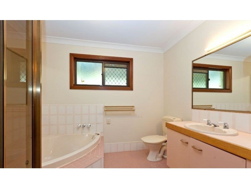 13 Albert Street, Victoria Point QLD 4165