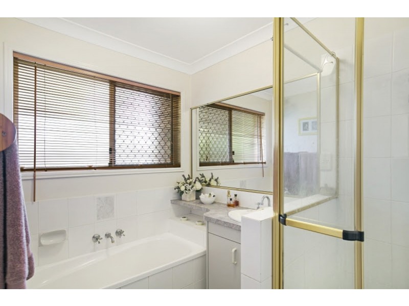 8 Crows Ash Street, Mount Cotton QLD 4165