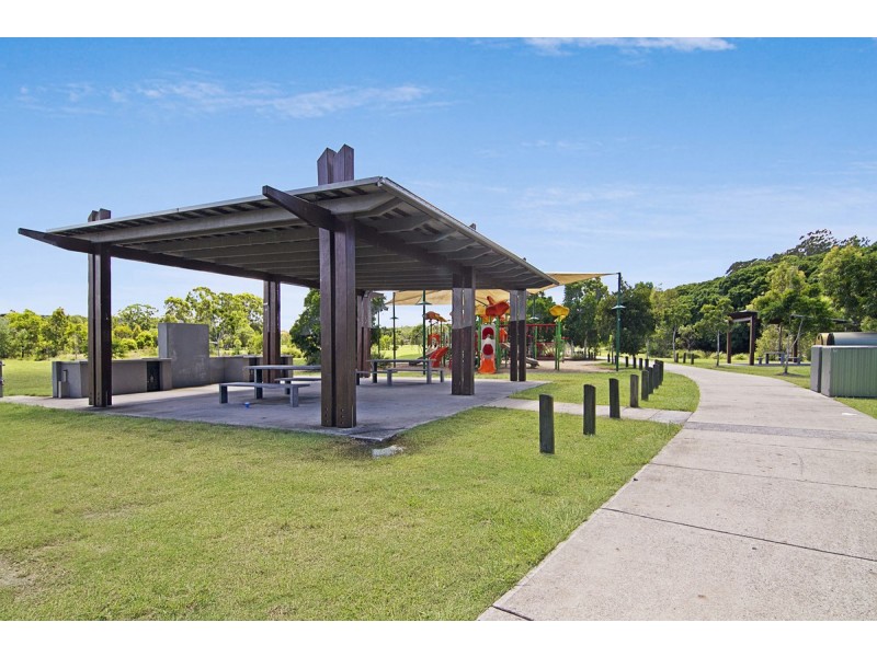 8 Crows Ash Street, Mount Cotton QLD 4165