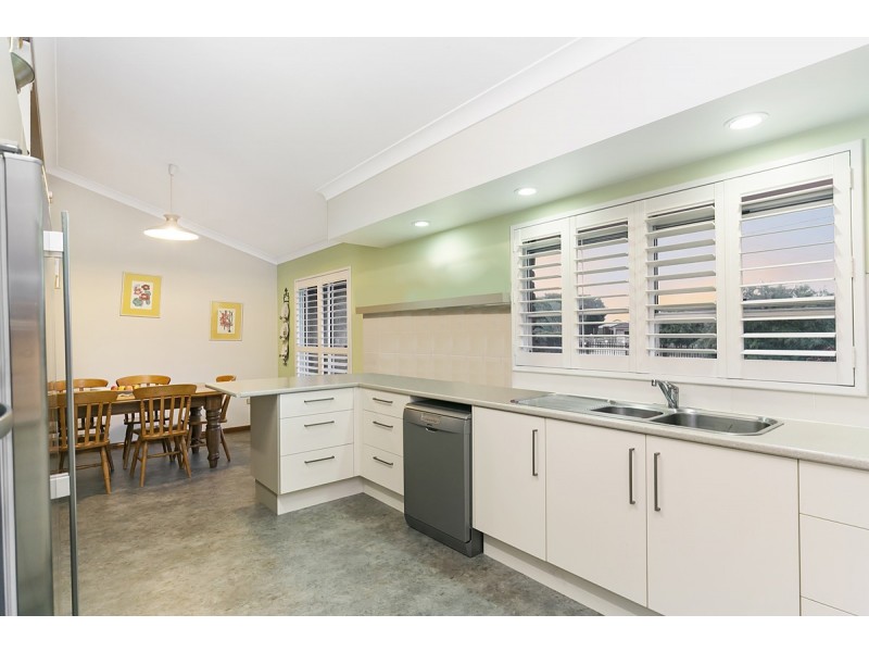 25 Marlborough Road, Wellington Point QLD 4160